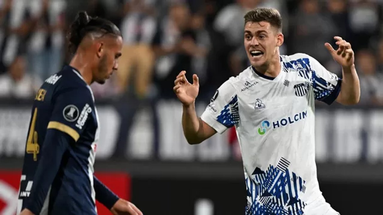 Talleres visita a Platense en Vicente López thumbnail