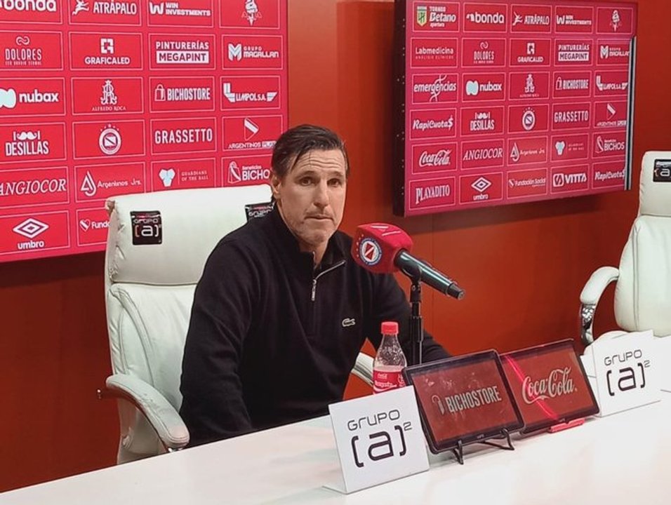 Nicolás Diez, contundente tras la eliminación: "San Lorenzo jugó como un equipo chico" thumbnail