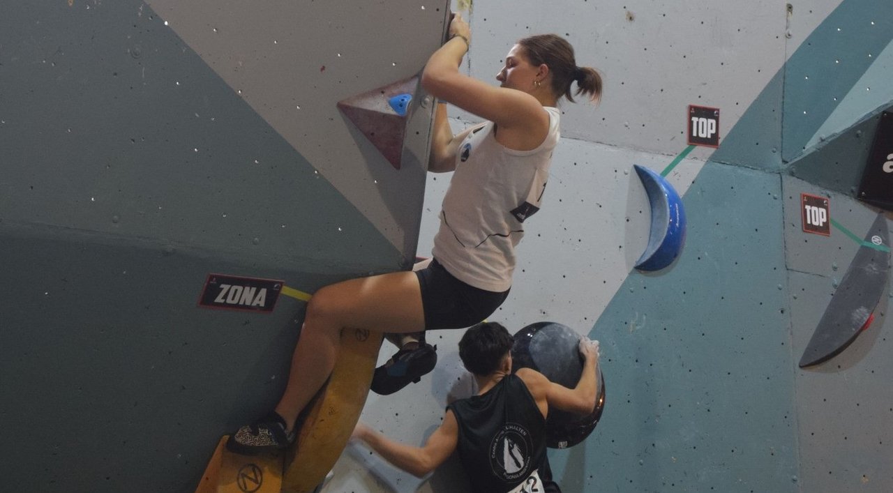 Festiboulder solidario en el club Andino de Villa Carlos Paz thumbnail