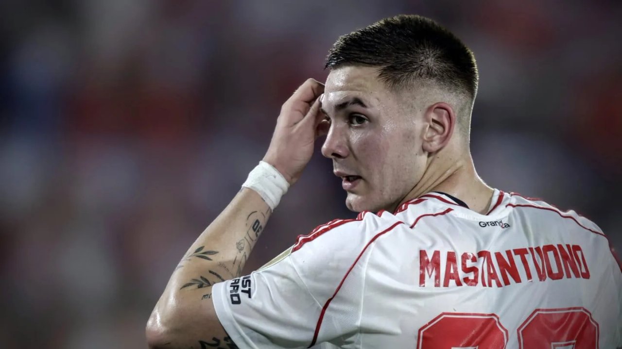 Franco Mastantuono es nuevo jugador del Real Madrid tras un acuerdo histórico con River thumbnail