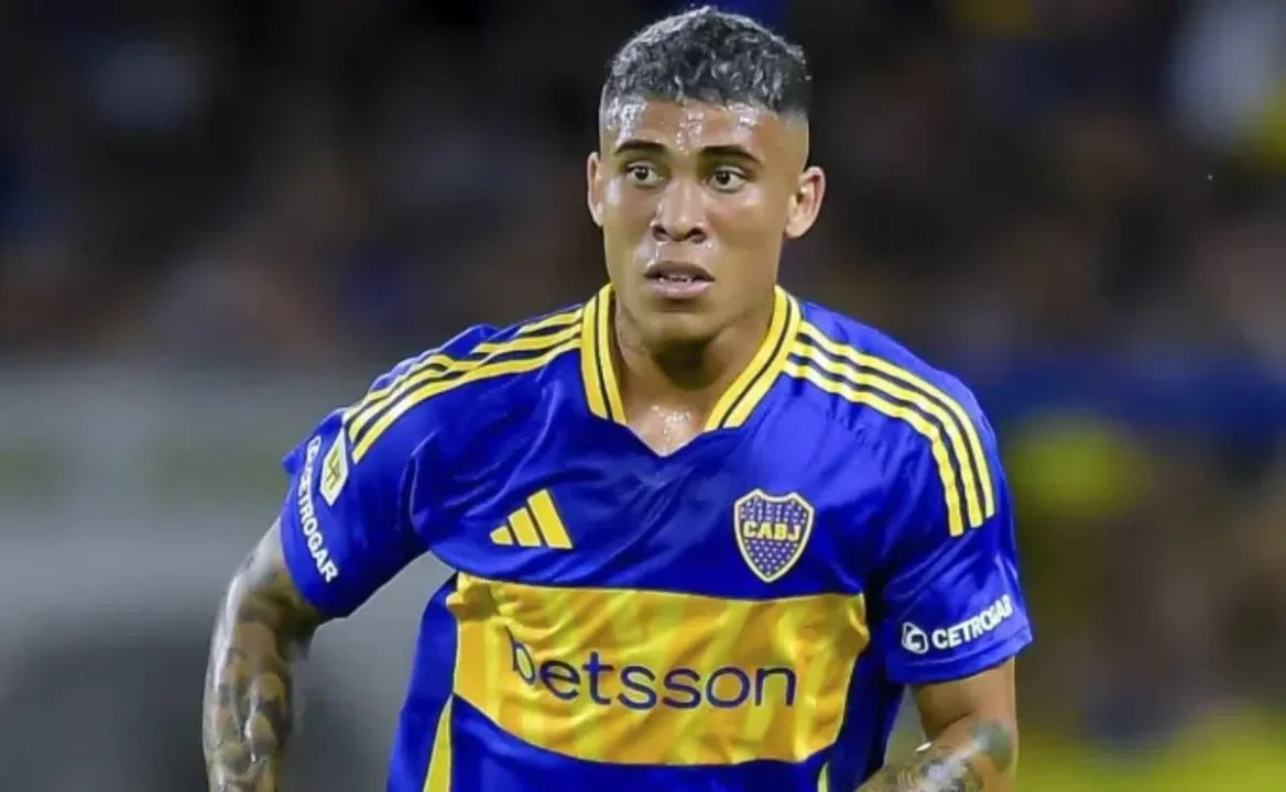 Ayrton Costa consiguió la visa y viaja al Mundial de Clubes thumbnail