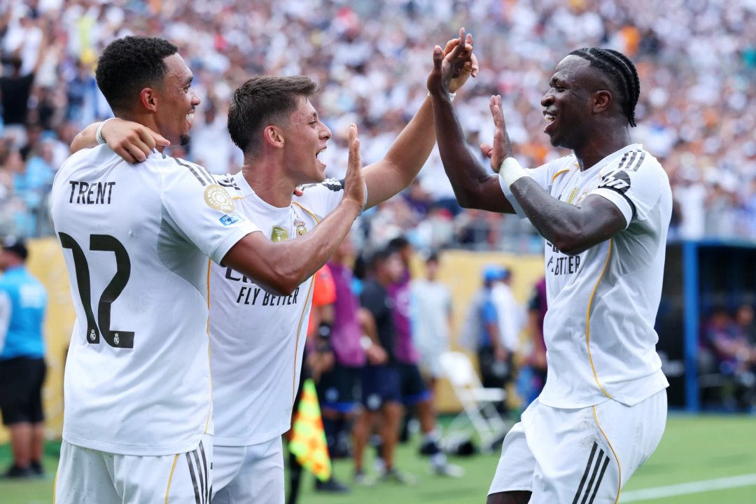 Con diez jugadores, Real Madrid venció a Pachuca 3 a 1 thumbnail
