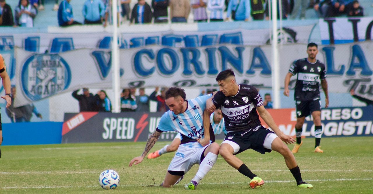 Racing y All Boys no se sacaron ventajas en Nueva Italia thumbnail