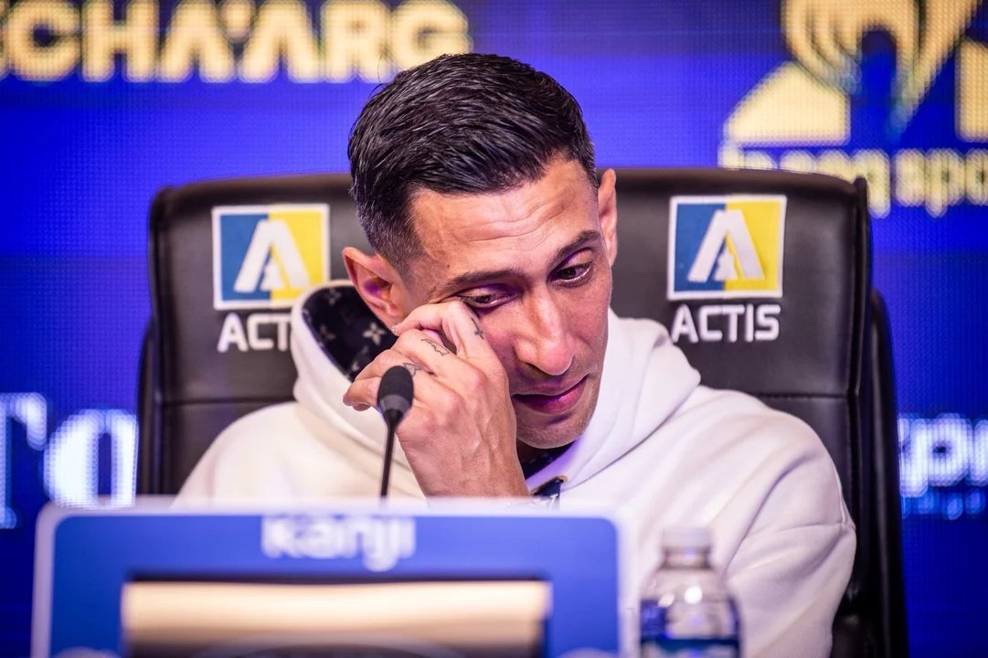 Entre lágrimas, Ángel Di María fue presentado en Rosario Central thumbnail