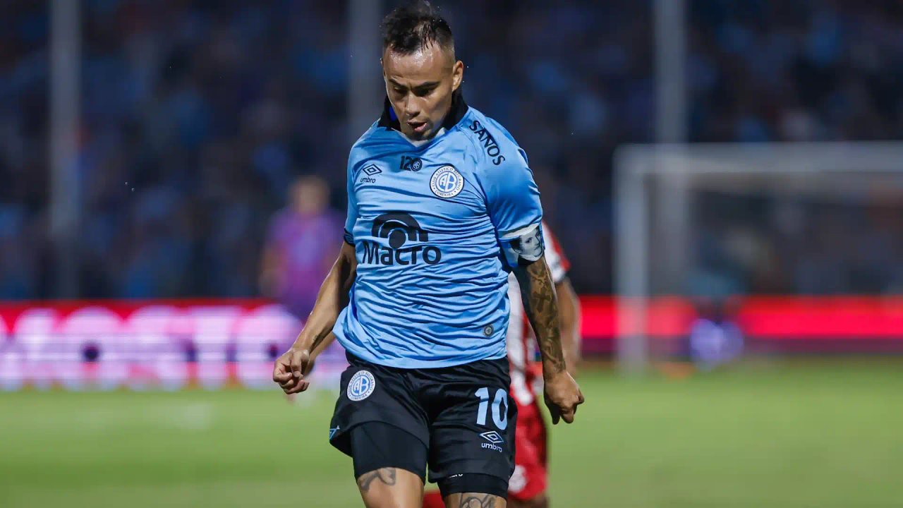 Belgrano juega ante Huracán en Parque Patricios en el inicio del Clausura 2025 thumbnail