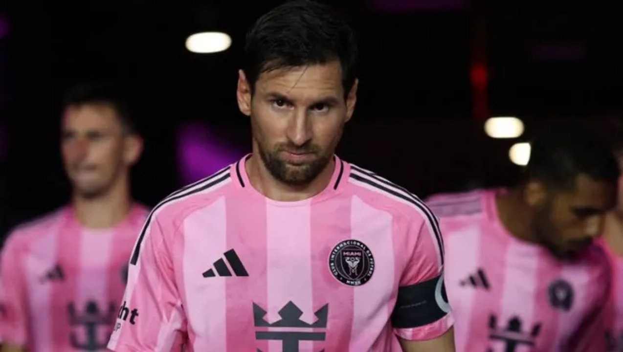 Alarma en Inter Miami: Messi no se entrenó antes del inicio de los playoffs thumbnail