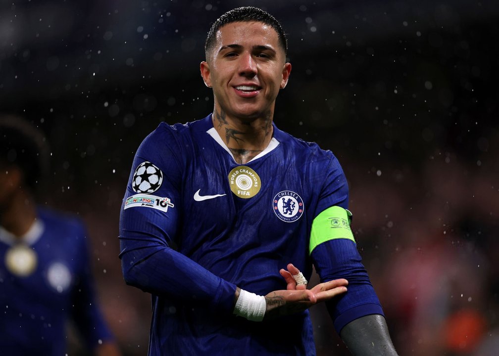 Enzo Fernández se anotó en la goleada del Chelsea ante el Ajax thumbnail