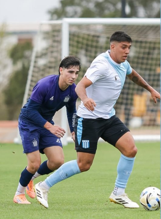 Talleres derrotó a Racing de Córdoba en dos amistosos de preparación thumbnail