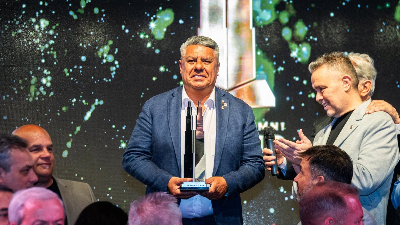 Chiqui Tapia rompió el silencio en medio del escándalo entre Estudiantes y Rosario Central thumbnail