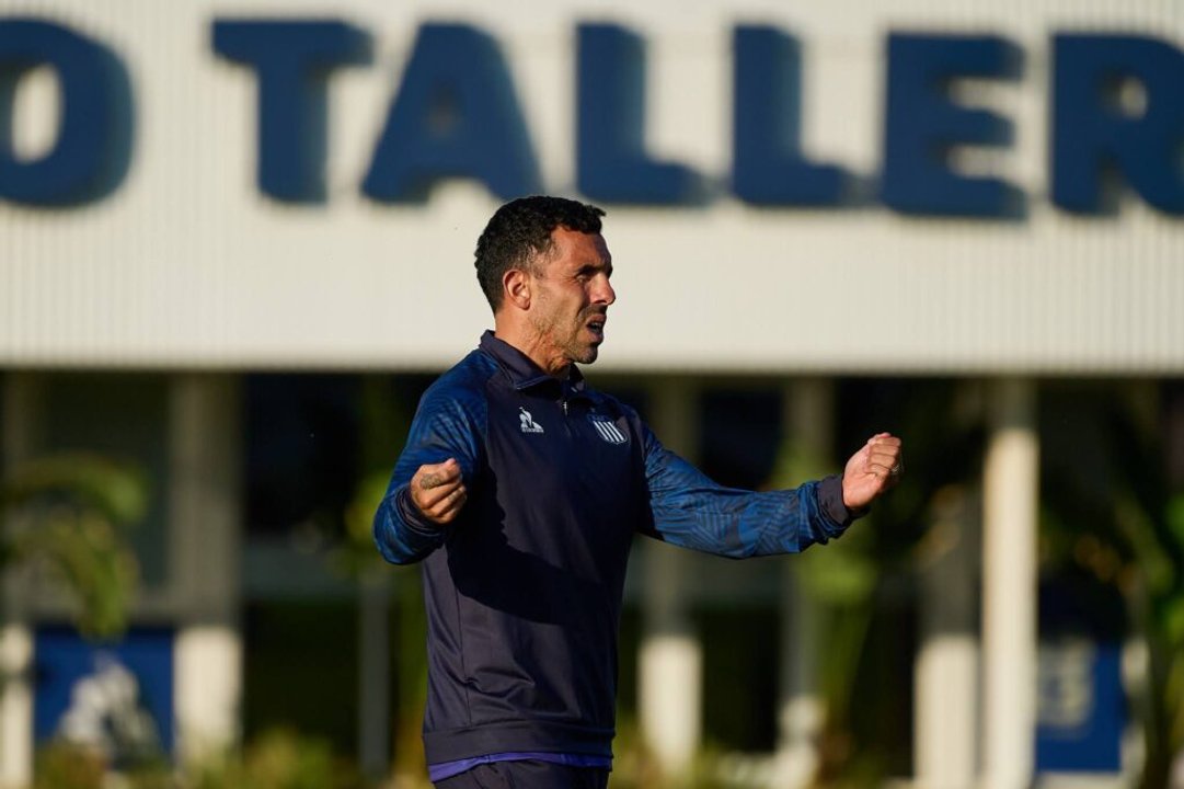 Talleres activa el mercado: Tévez busca un lateral que milita en Perú thumbnail