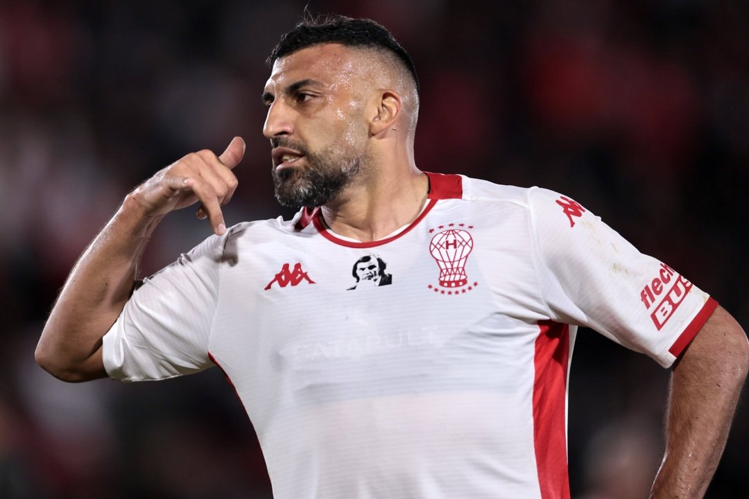 Racing mueve el mercado y va por Wanchope Ábila thumbnail