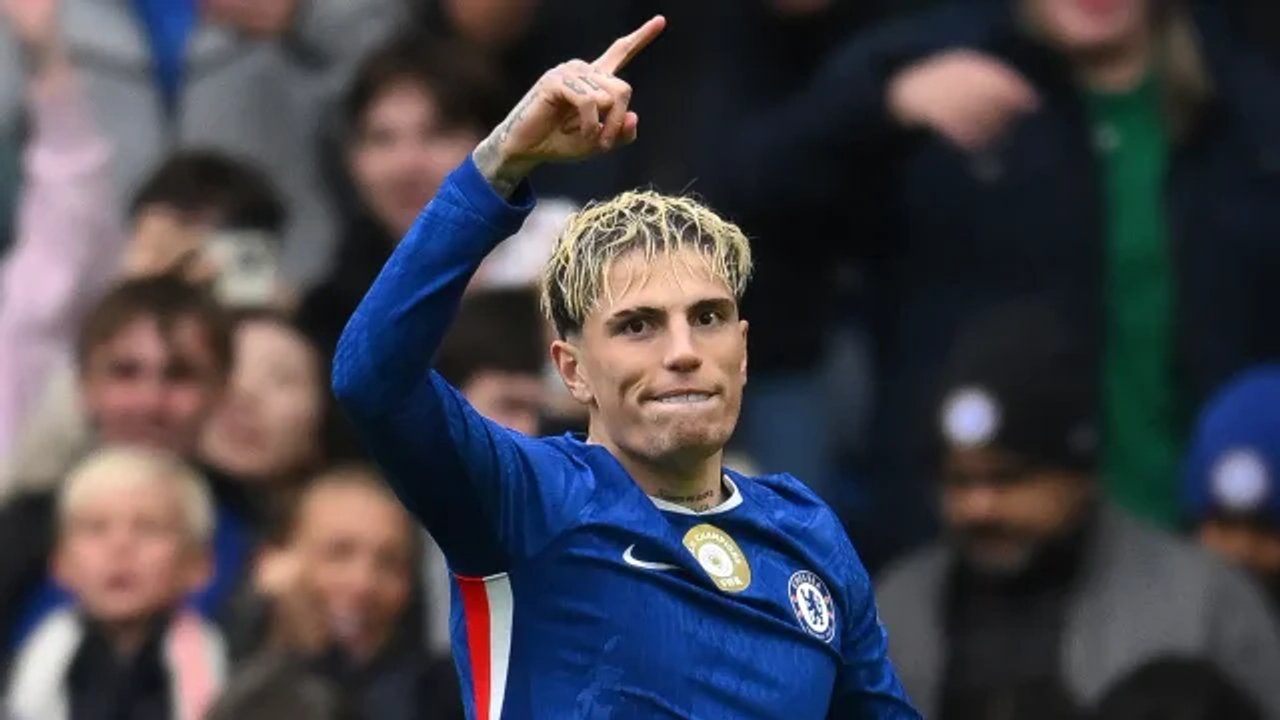 Garnacho firma su primer doblete con Chelsea y lo mete en semifinales de la EFL Cup (3-1 vs. Cardiff) thumbnail