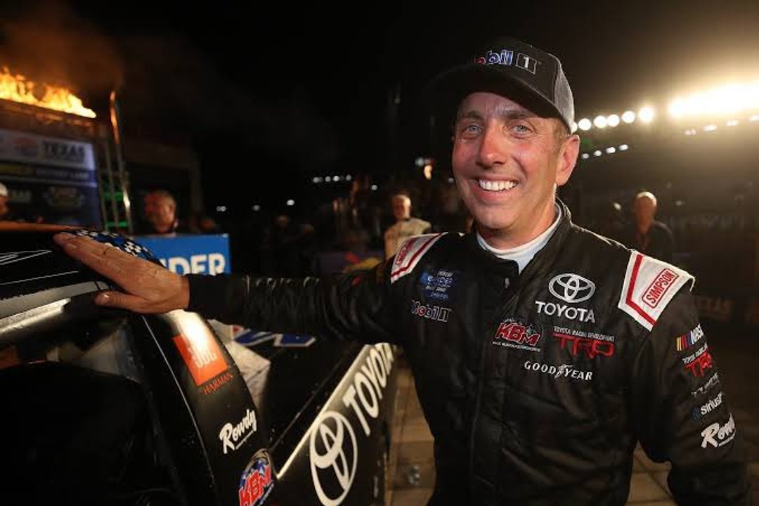 Conmoción en NASCAR: Greg Biffle y su familia fallecieron en un accidente de avión thumbnail