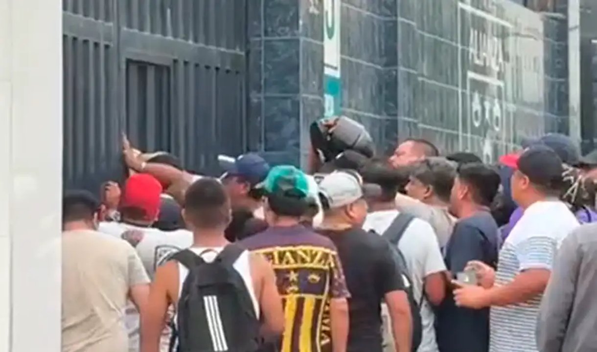 Denuncia judicial contra tres jugadores de Alianza Lima por un presunto abuso sexual thumbnail