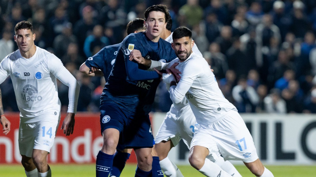 Fútbol: Talleres, Belgrano y Estudiantes de Río Cuarto salen a escena este sábado thumbnail