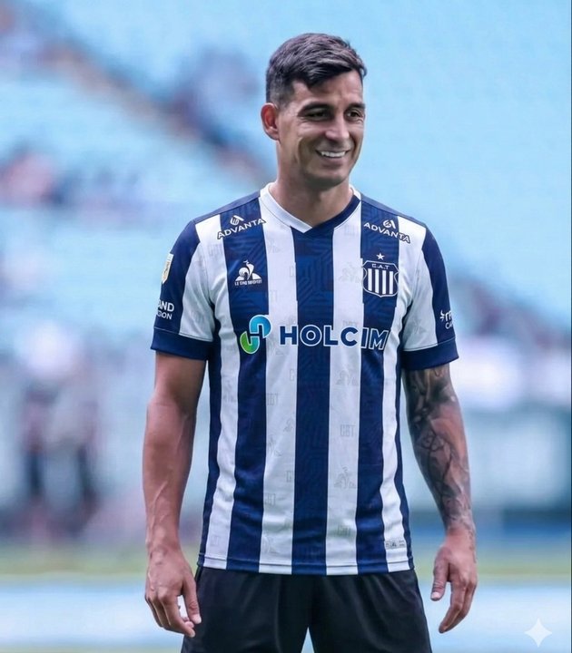 Talleres oficializó a Franco Cristaldo como nuevo refuerzo albiazul thumbnail