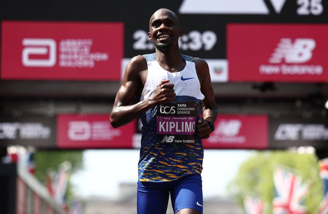 Otro récord para la historia: Jacob Kiplimo voló en Lisboa y bajó la marca mundial de medio maratón thumbnail