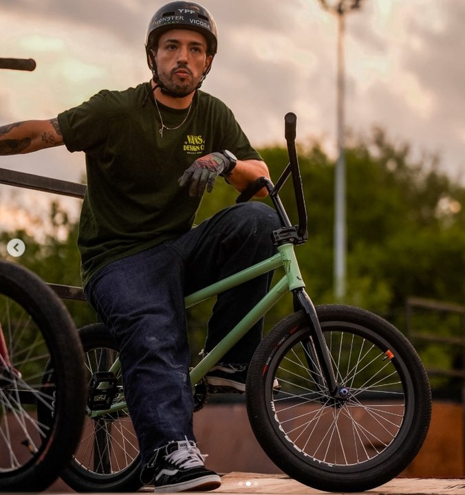 El rugido del Maligno Torres en Francia thumbnail