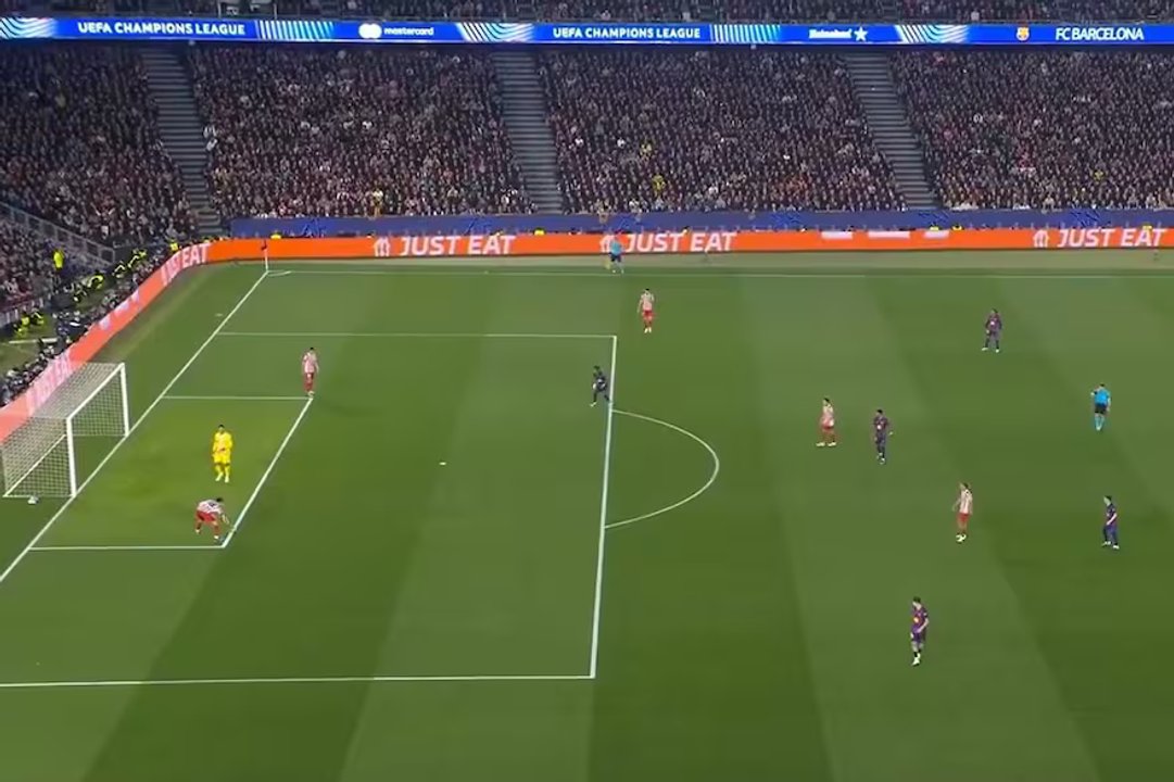 El penal del Atlético que el VAR ignoró contra el Barcelona thumbnail