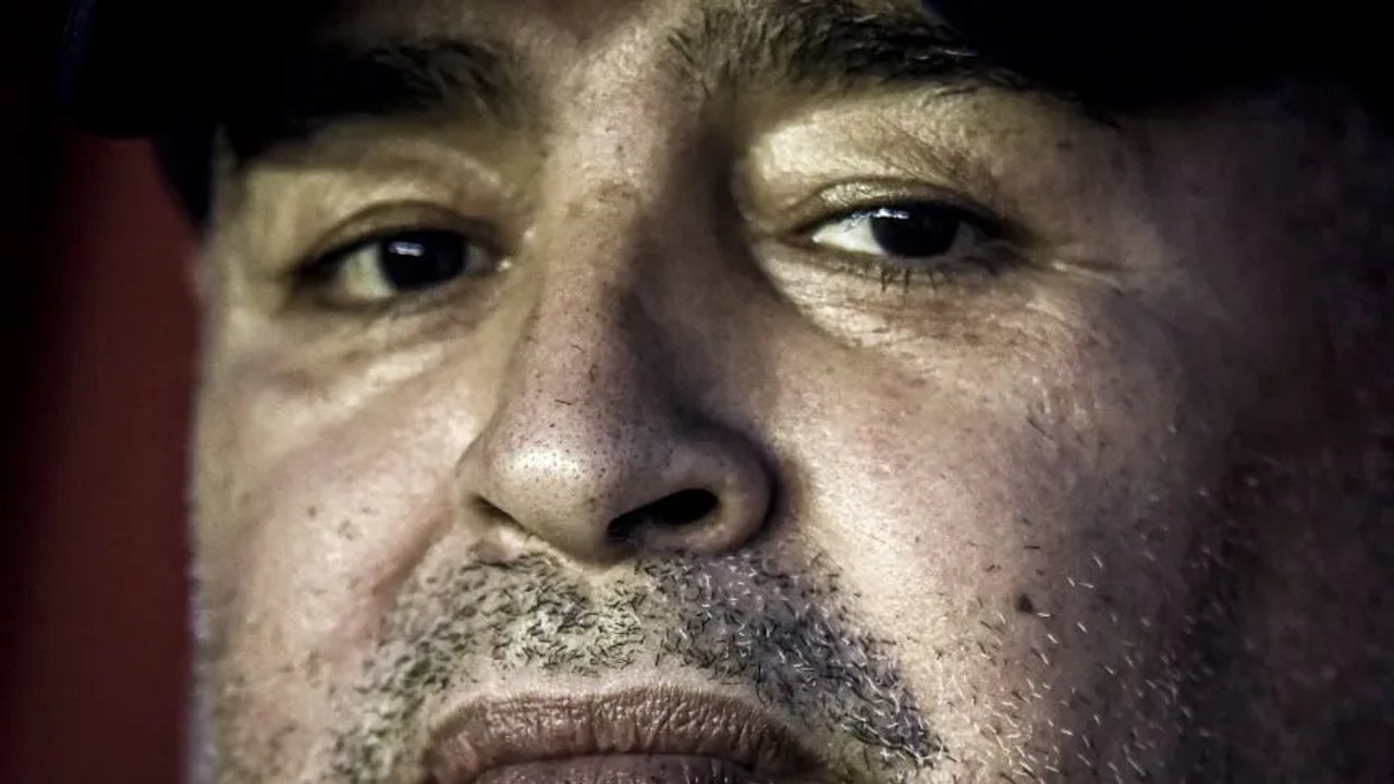 Indiferencia criminal: arrancó el segundo juicio por la muerte de Diego Maradona con una dura acusación fiscal thumbnail