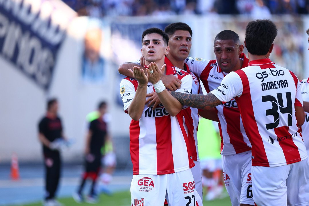 Todo confirmado: La Gloria se juega el semestre en Rosario thumbnail