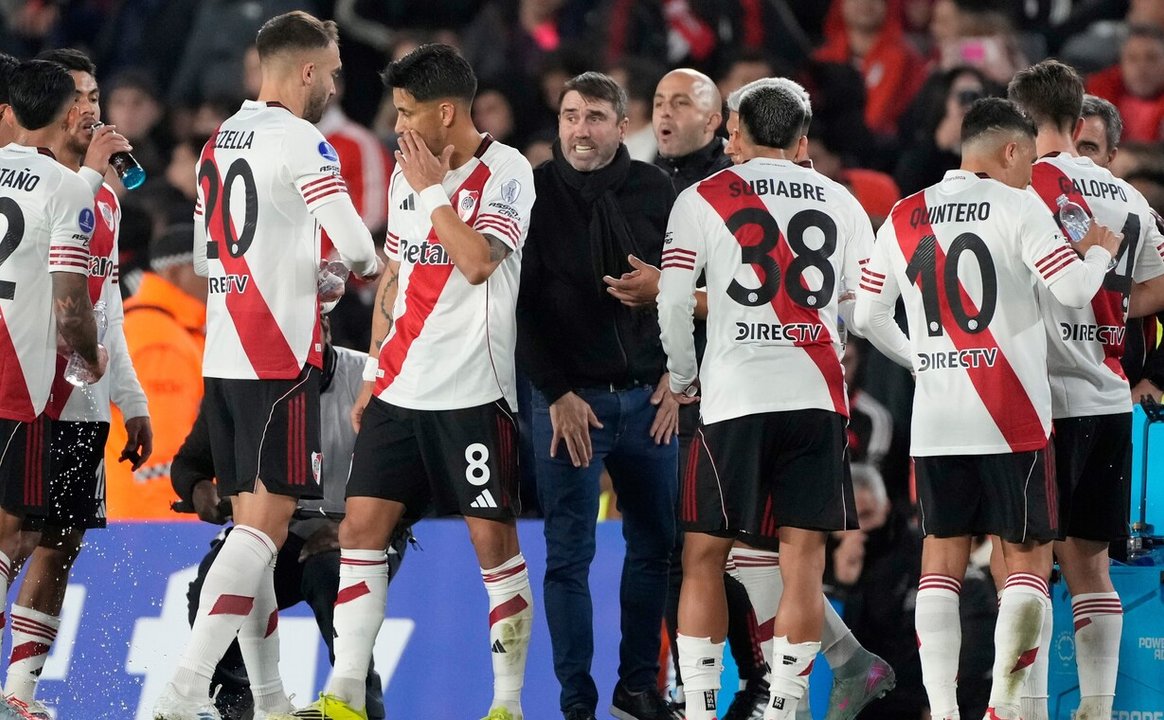 Coudet palpitó el duelo ante Belgrano: "Llegamos muy bien a la final del domingo" thumbnail