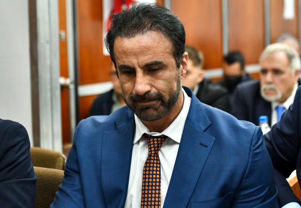 Luque volvió a declarar en el caso Maradona y se defendió: Es facilísimo ir contra mí thumbnail