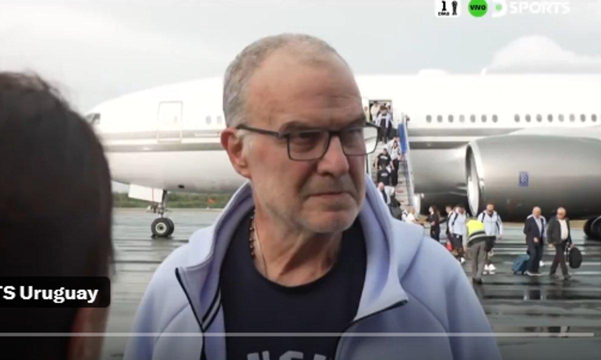 El Loco Bielsa lo hizo de nuevo: una entrevista viral de solo 38 segundos thumbnail