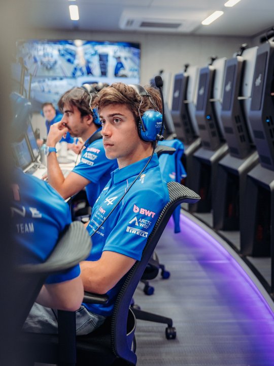 Colapinto fue lapidario con Alpine: Fue el peor viernes de toda la temporada thumbnail