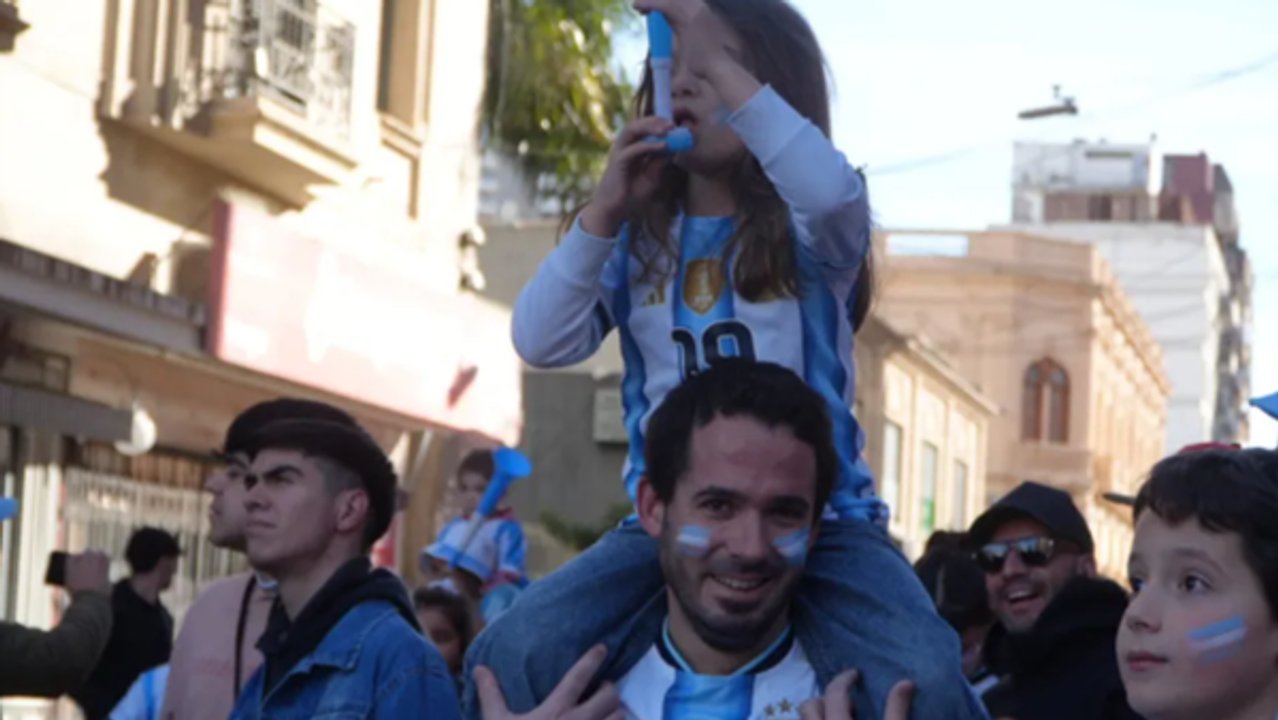 Argentina pasó a Cuartos de Final del Mundial 2026: los festejos en el interior de Córdoba thumbnail