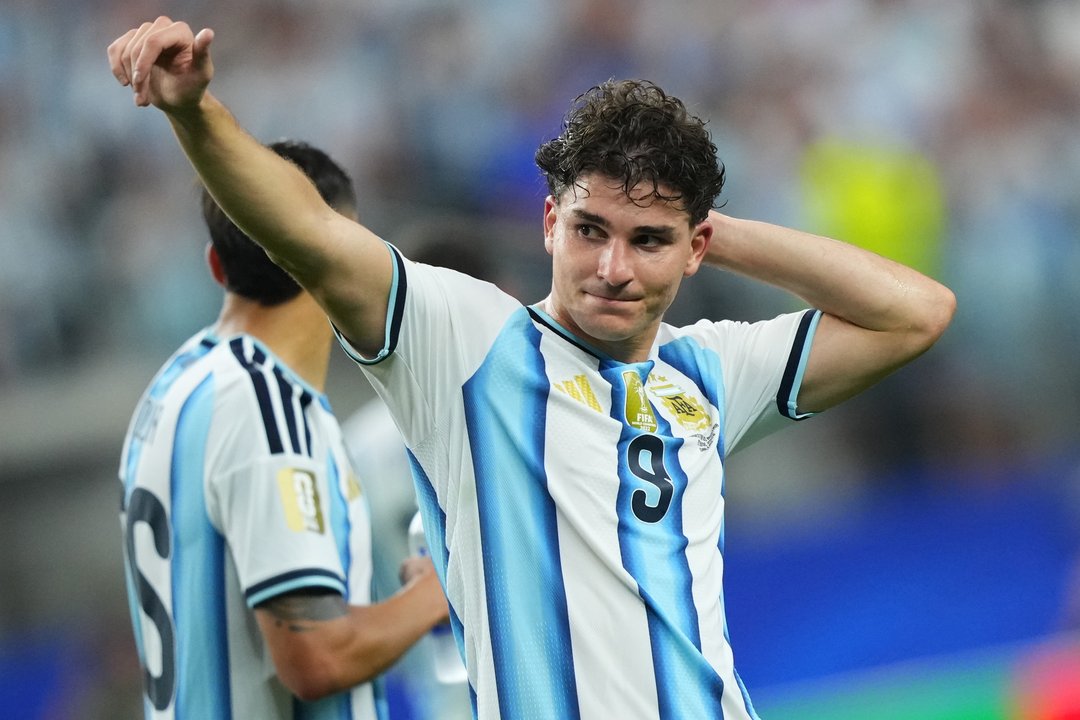 Mirá el golazo inolvidable de Julián Álvarez en el alargue ante Suiza thumbnail