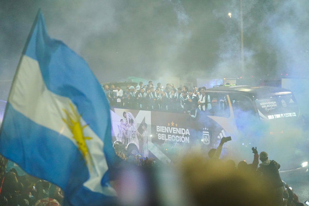 Orgullo y gratitud: el emotivo regreso de la Selección Argentina tras el Mundial 2026 thumbnail