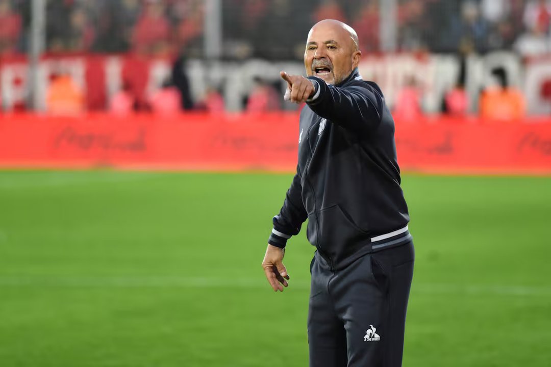 Sampaoli bancó su idea tras la caída de Talleres: Es cuestión de tiempo para que funcione thumbnail