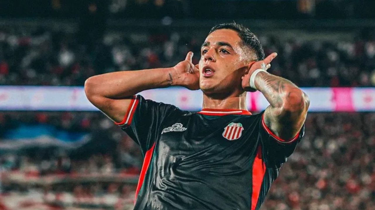 Escándalo en el fútbol: exnovia de Gonzalo "Toro" Morales presenta denuncia por agresiones y amenazas thumbnail