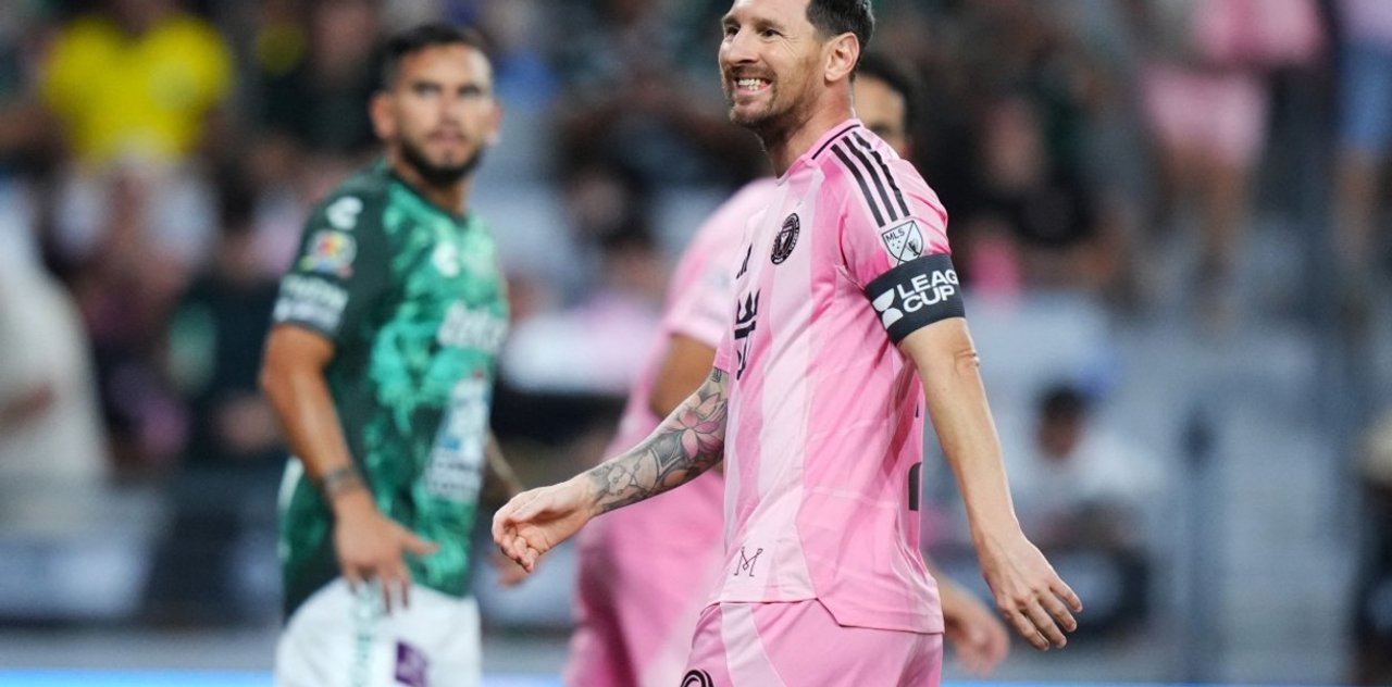 Messi jugó con el alma rota, pero no pudo evitar la eliminación de Inter Miami thumbnail