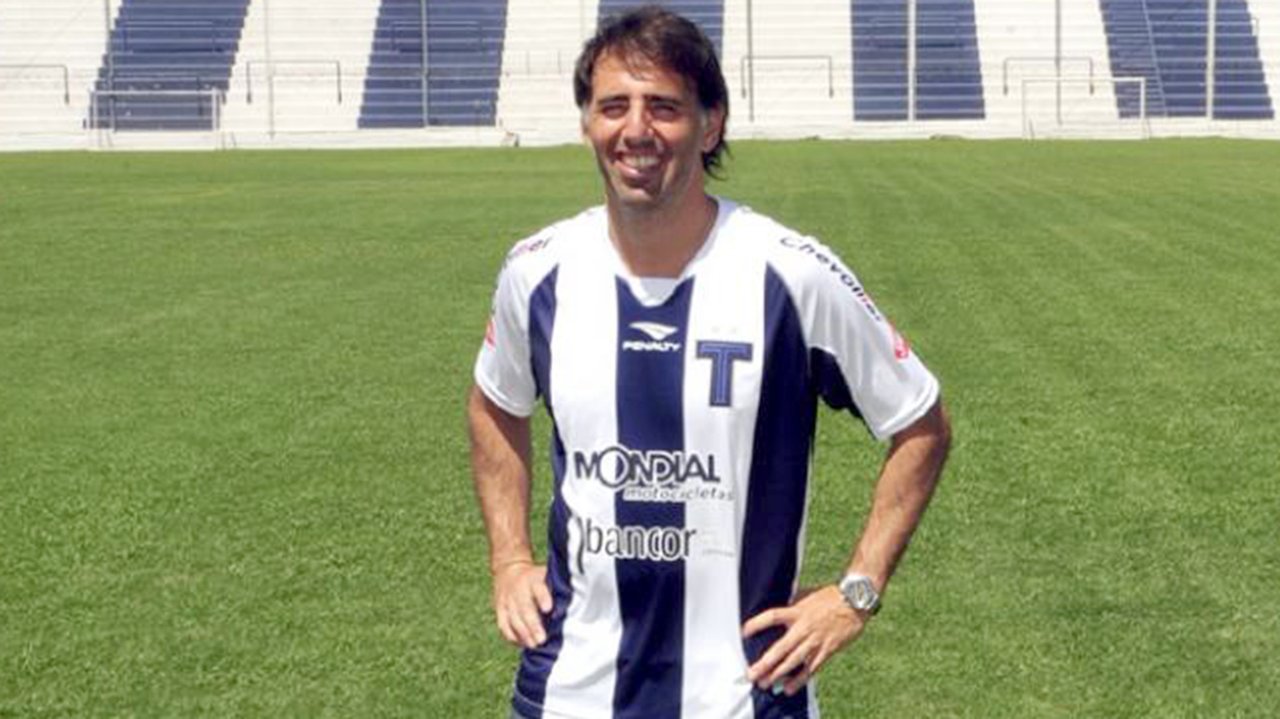 El fuerte descargo de Talleres sobre la renuncia de Escribano: Sin expresar motivos thumbnail