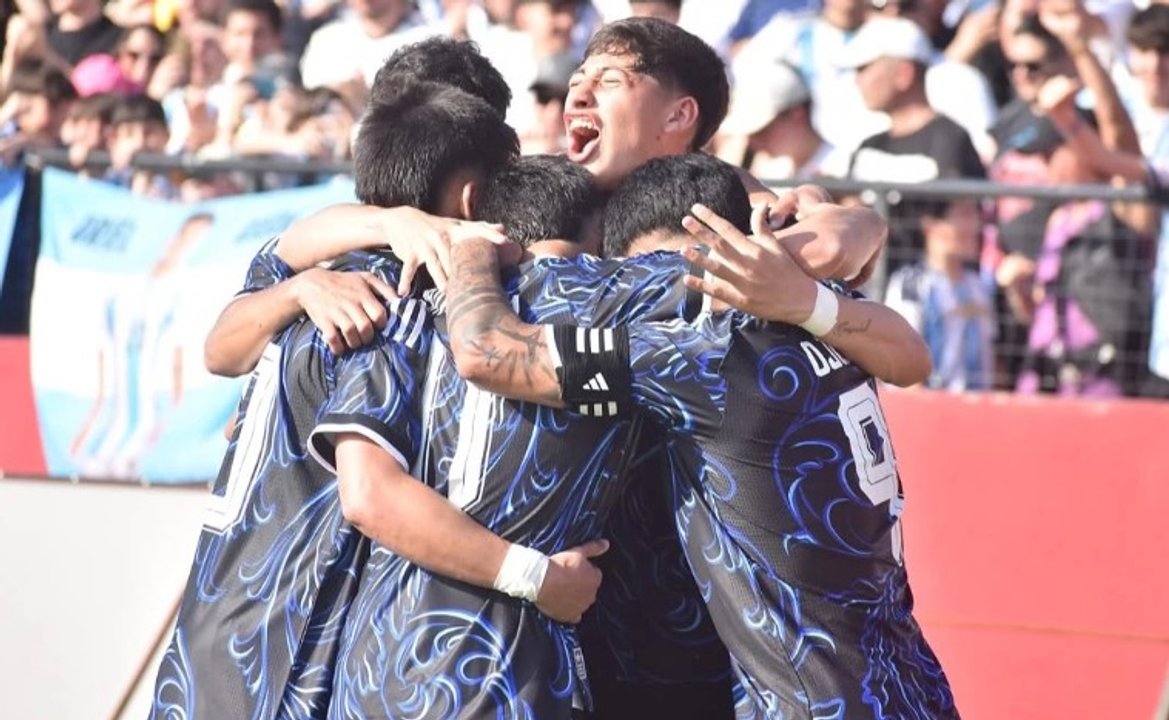 Triunfo clave en los Juegos Suramericanos: Argentina venció a Uruguay con sello de recambio thumbnail