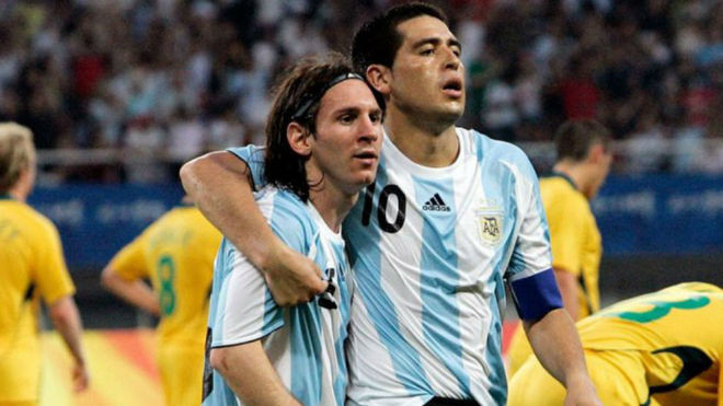 Messi dijo que intentará estar en la despedida de Riquelme