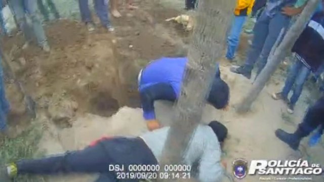 El increíble rescate de una nena que cayó en un pozo de cinco metros