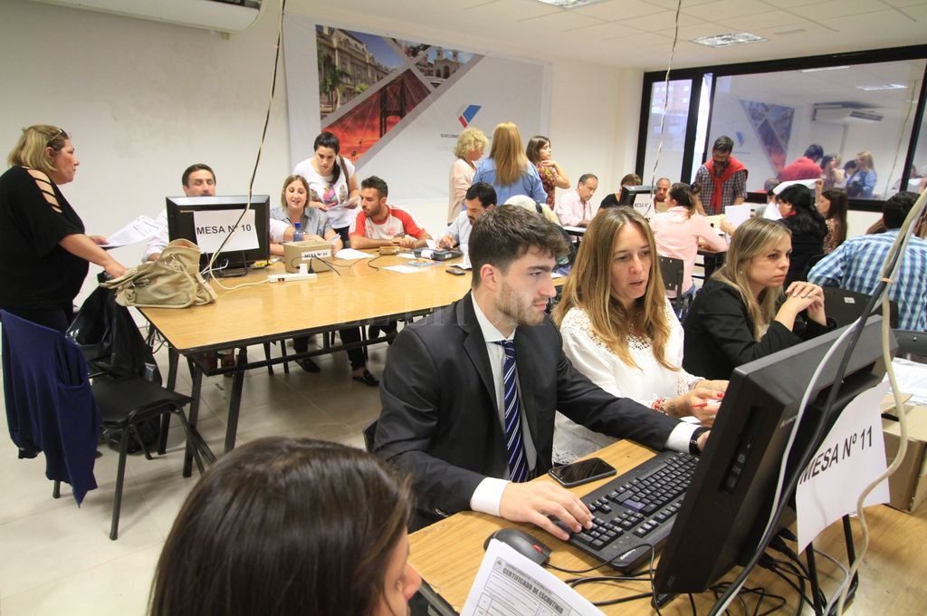 Se entregó el software para el escrutinio provisorio
