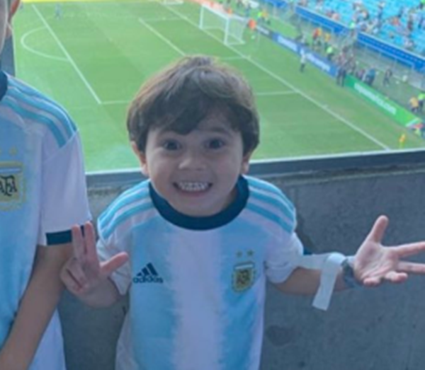¡Mateo Messi presente en el clásico!