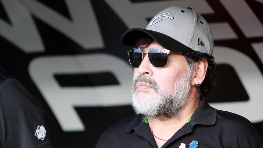 Maradona se postuló para dirigir a uno de los equipos más poderosos del mundo