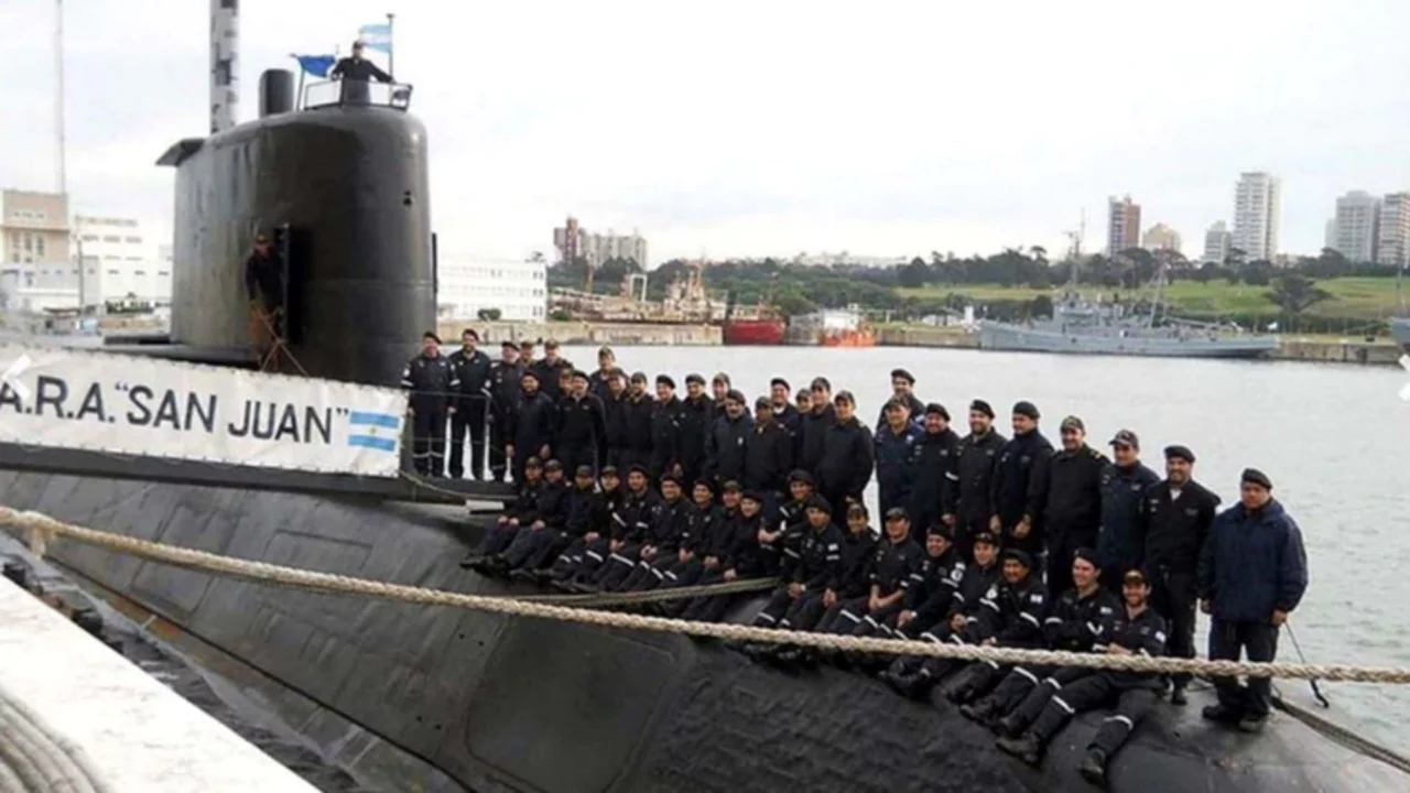 Ascienden "post mortem" a los 44 tripulantes de ARA San Juan