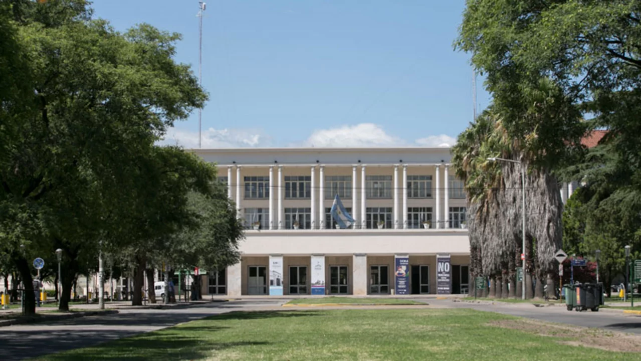 Dos casos confirmados en Ciencias Químicas de la UNC