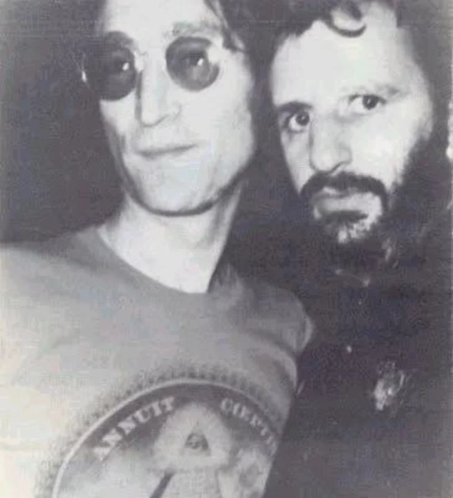 Lennon y Ringo. Ultima foto. 1979, Dakota.