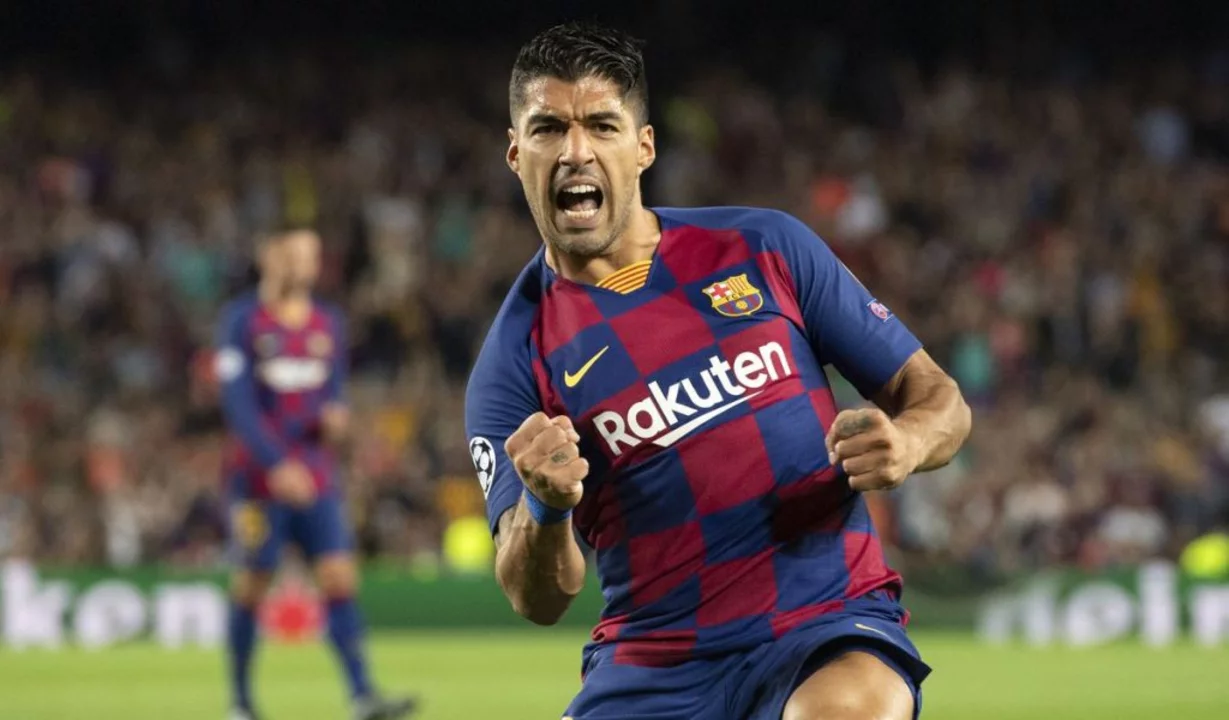 Luis Suárez cambió de "look" y sorprendió en plena cuarentena