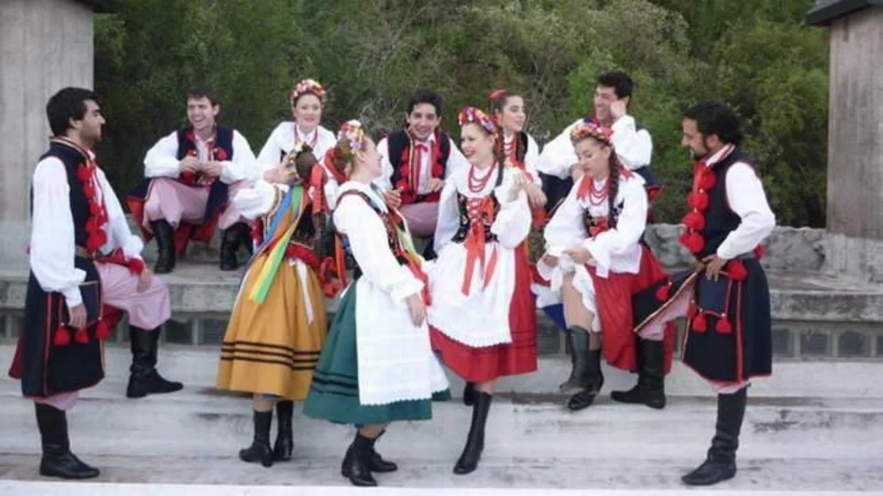 Se presenta el Primer Encuentro online de Folclore Polaco
