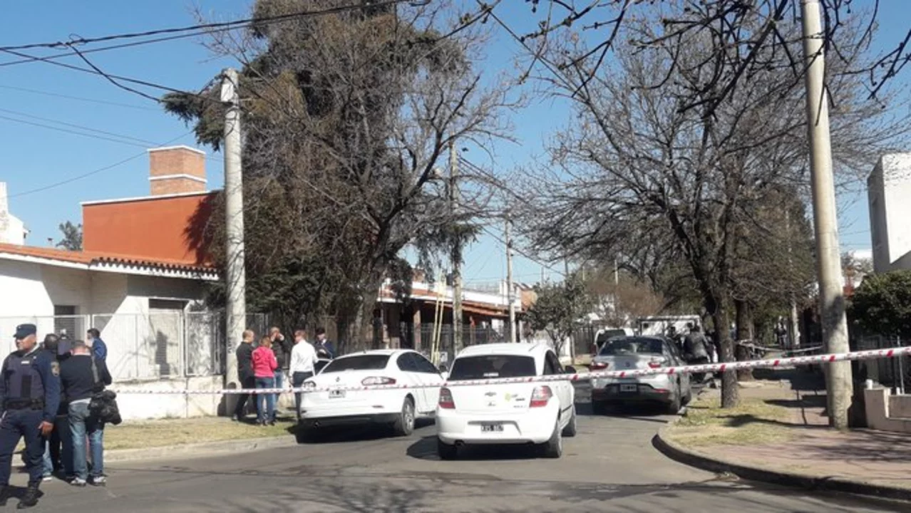 Condenarán al joven que asesinó a su hermana en Colinas de Vélez Sarsfield