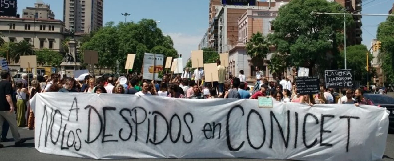 Denuncian finalización de 1.500 becas en Conicet y convocan a un festival virtual