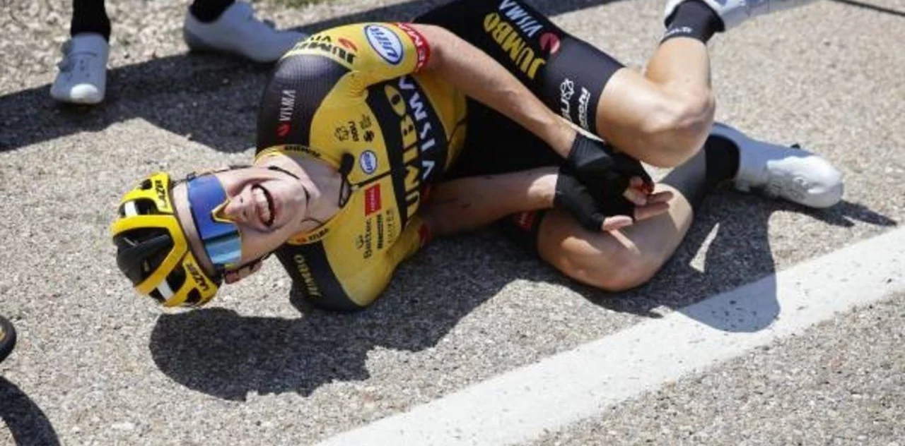 Se cayó de la bicicleta y le amputaron un dedo